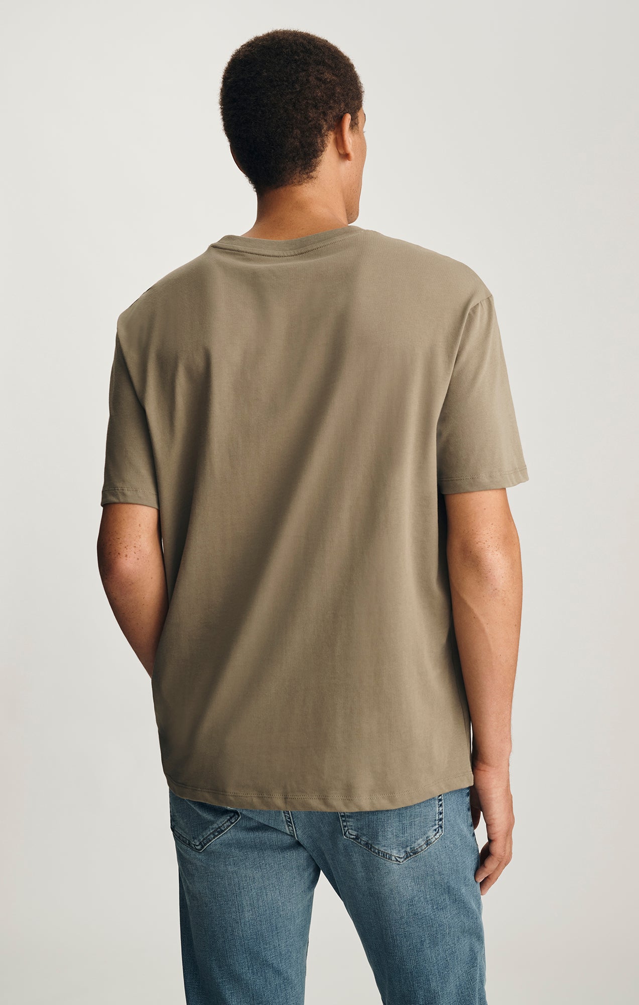 BASIC SHORT SLEEVE T-SHIRT IN DUSKY GREEN