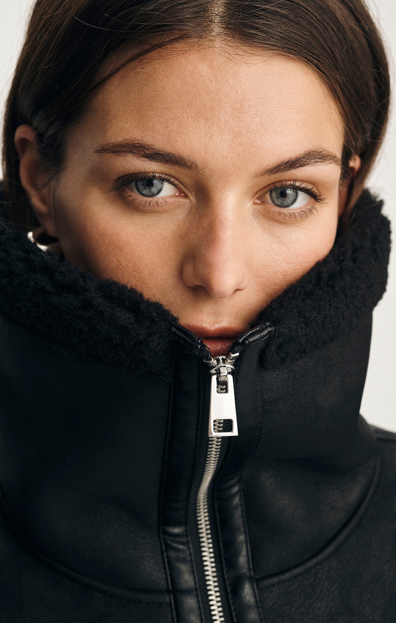 AVIATOR JACKET IN BLACK