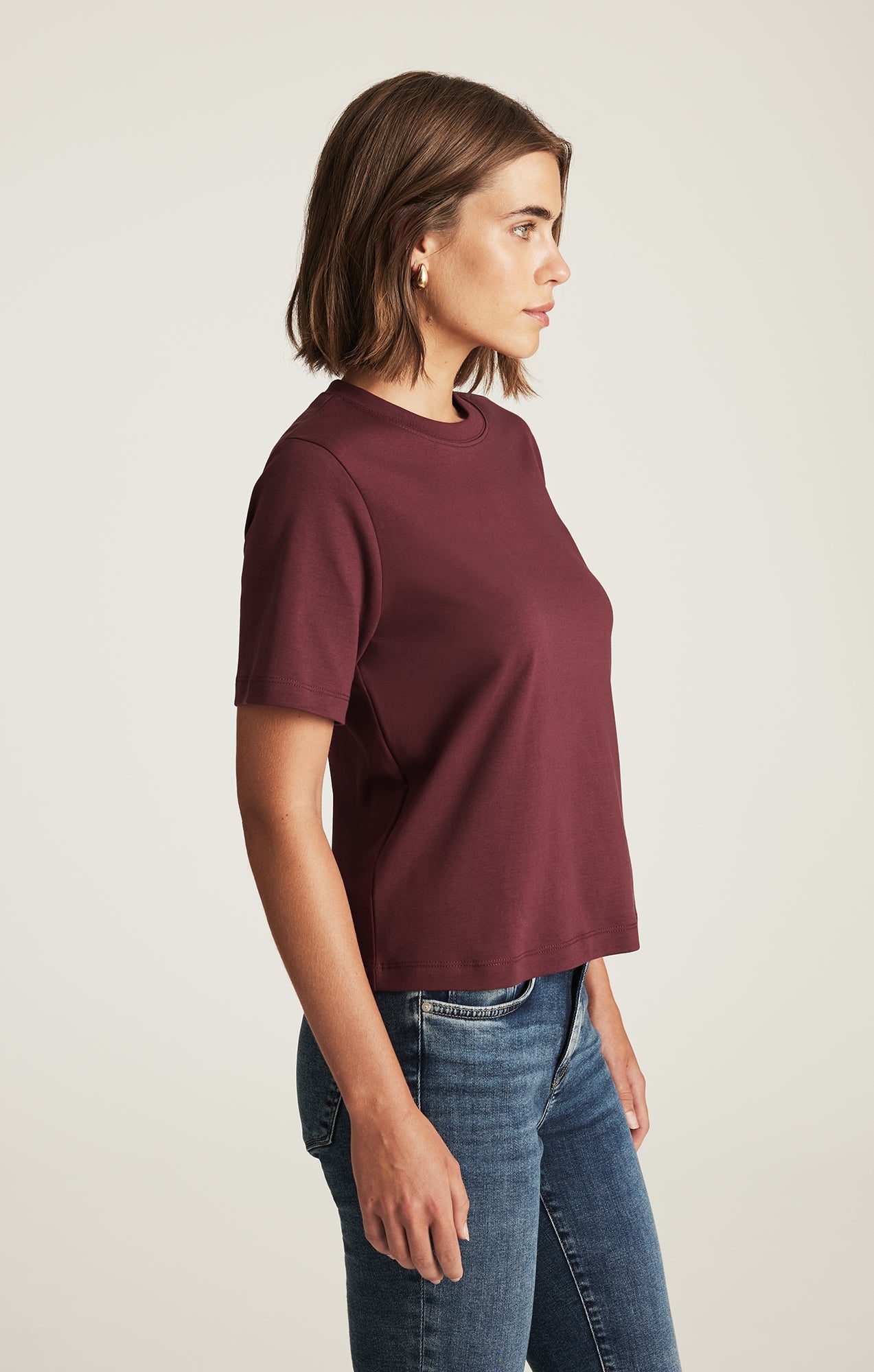 AUDREY INTERLOCK CREW NECK T-SHIRT IN WINDSOR WINE